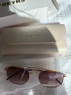 NWT Freyrs Sunglasses